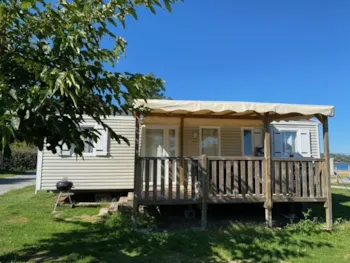 Mietunterkunft - Mobil-Home Premium 36M² (3 Ch. - 6/7 Pers.) 2 Sdb + Terrasse Couverte - Flower Camping Le Port de Neuvic