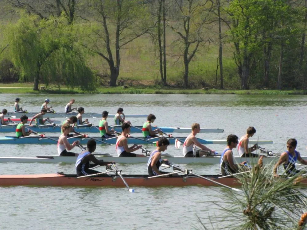 LES LACS DE COURTES