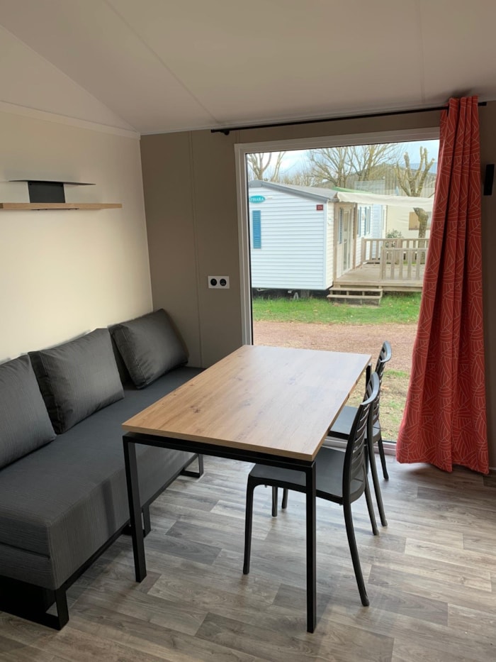 Mobile-Home 25M2 (2021) + Terrasse Bois Semi-Couverte 8M2.