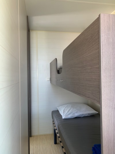 Mobile home 20m² + covered terrace (8m²) — 6