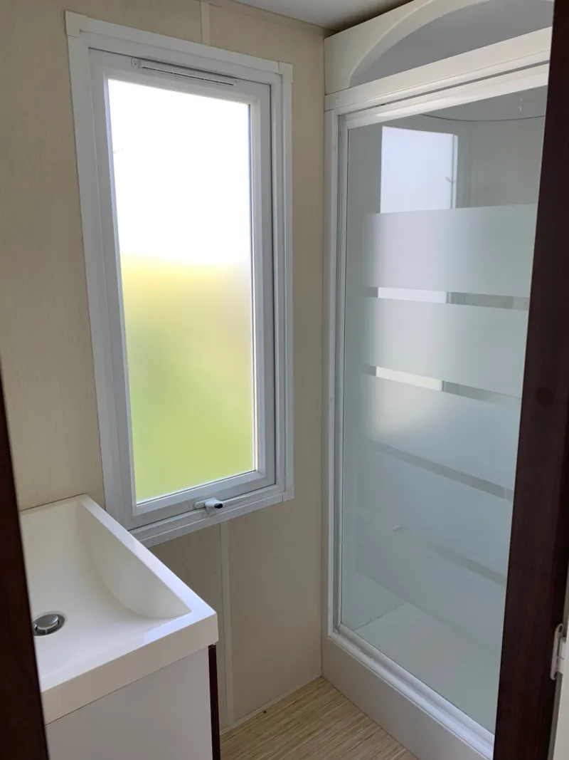 Mobile-Home 26M² + Terrasse Bois Intégrée Semi-Couverte De 7M²