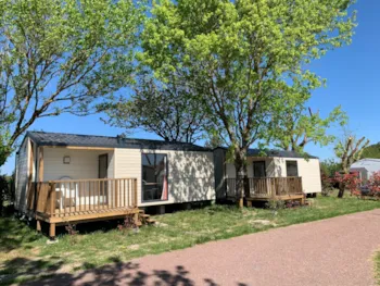Location - Mobile-Home 25M2 (2021) + Terrasse Bois Semi-Couverte 8M2. - Camping du Petit Pont
