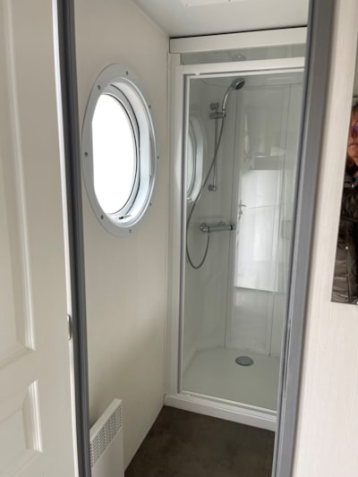 Mobile-home 32m2 - 3 bedrooms - AIR CONDITIONING - covered terrace 12m2 — 7