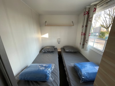 Mobile-home 32m2 - 3 bedrooms - AIR CONDITIONING - covered terrace 12m2 — 6