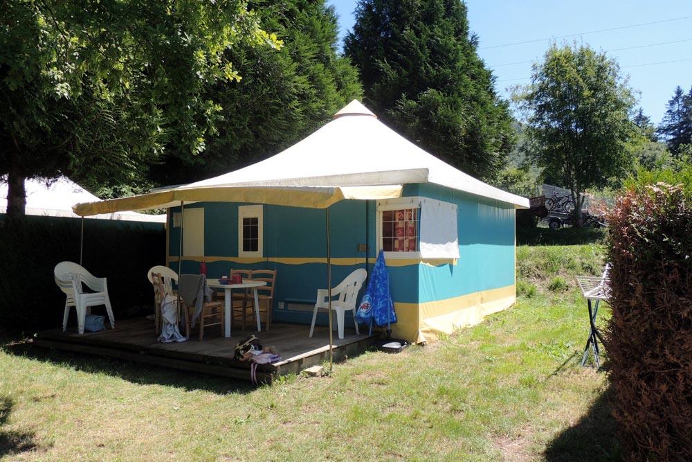 Accommodation - Tente Btm Kiwi - Camping Naturiste  DEVEZE