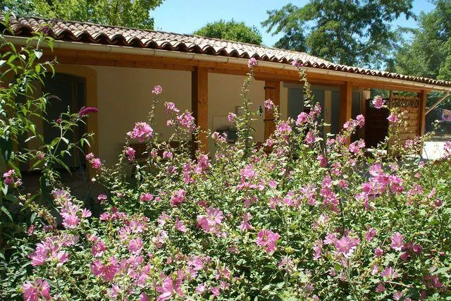 Emplacement Classique - 100M² À 130M²- Électricité 10A