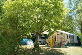 Stellplatz - Classique Stellplatz - 100M² To 130M²- Strom 10A - Le Camp de Florence