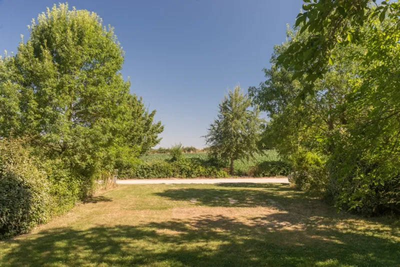 Emplacement Vista - Sanitaire Prive -220M² A 260M² - Electricité 10A - Eau - Evacuation