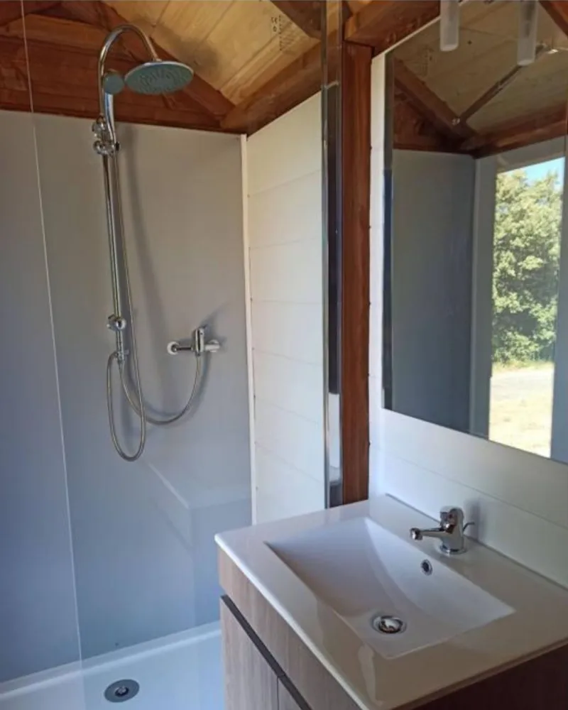 Emplacement Vista - Sanitaire Prive -220M² A 260M² - Electricité 10A - Eau - Evacuation