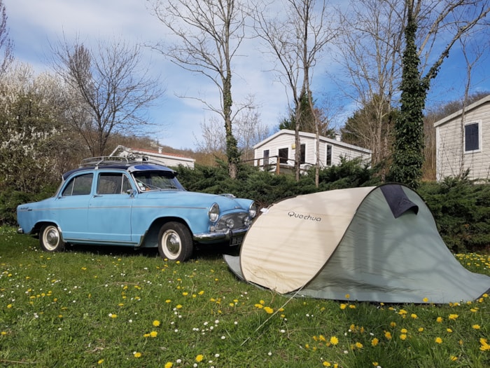 Tente+Voiture - Tente Avec 1 Véhicule Sur L'emplacement , Sans Électricité