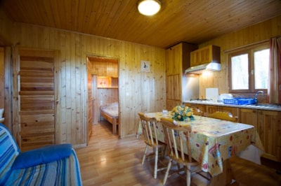 Comfort chalet 30m², 2 bedrooms, covered terrace, shaded, beautiful view
