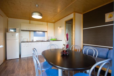 Comfort Chalet 35m², covered terrace, 3 bedrooms. Shaded, beautiful view