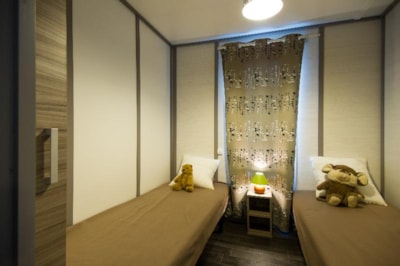 Chalet Premium  , 3 bedrooms, 2 bathroom, sheltered terrace