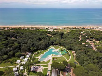 Camping Village Parco della Gallinara - Ucamping