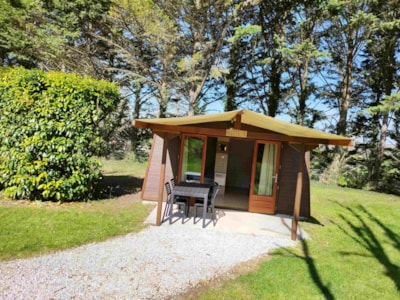 Hut (without toilet blocks) — 2