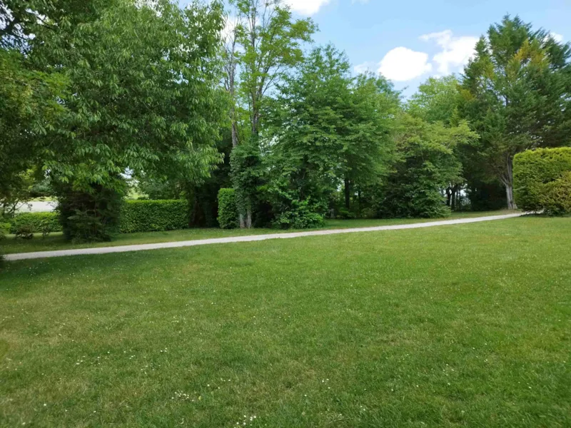 Emplacement Nature Sans Élec / Tente, Caravane Ou Camping Car - 100 À 200M² (Sans Electricite)