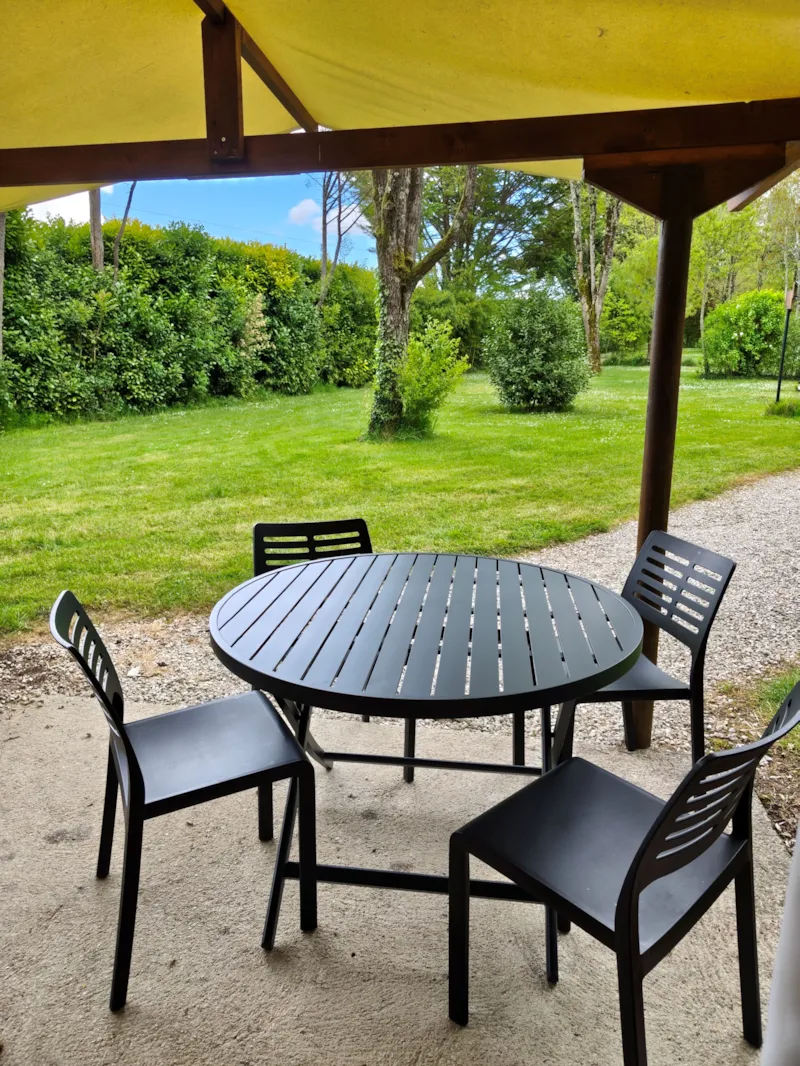 Hutte  (Sans Sanitaires)