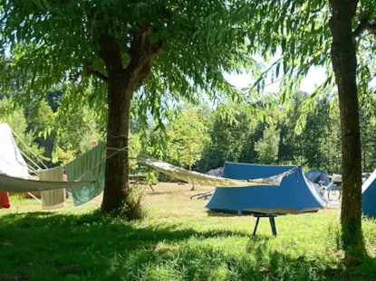Emplacement Tente/Caravane/Van Aménagé (Électricité En Option)