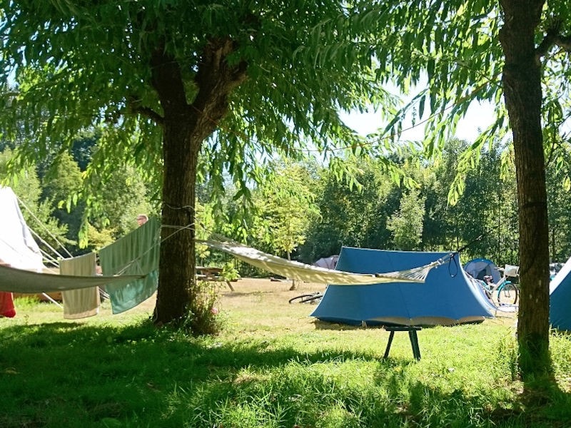 Stellplatz für Zelt/Wohnwagen/Van eingerichtet (Strom optional)