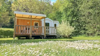 Mietunterkunft - Mobil Home Nature 4 Personnes - CAMPING DE LA ROUVRE