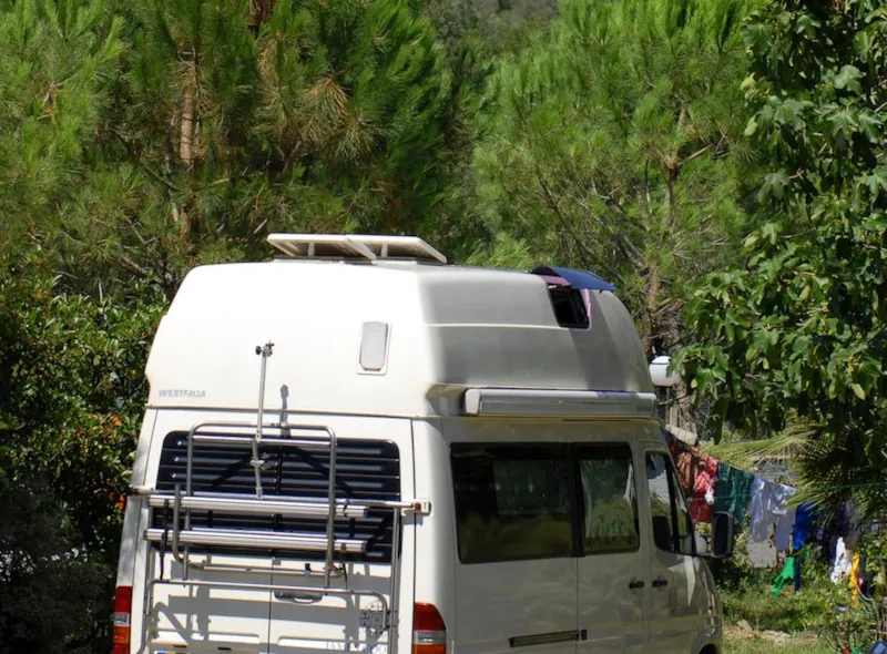 Emplacement Bleu Pour Camper