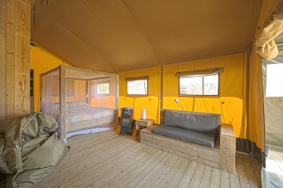 WOOD LODGE — 6