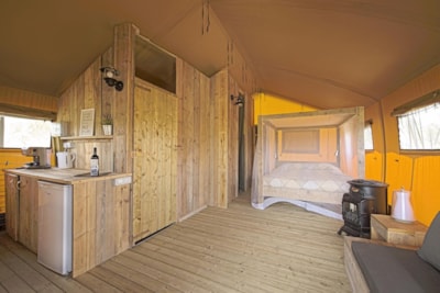 WOOD LODGE — 7