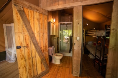 SAFARI LODGE — 7