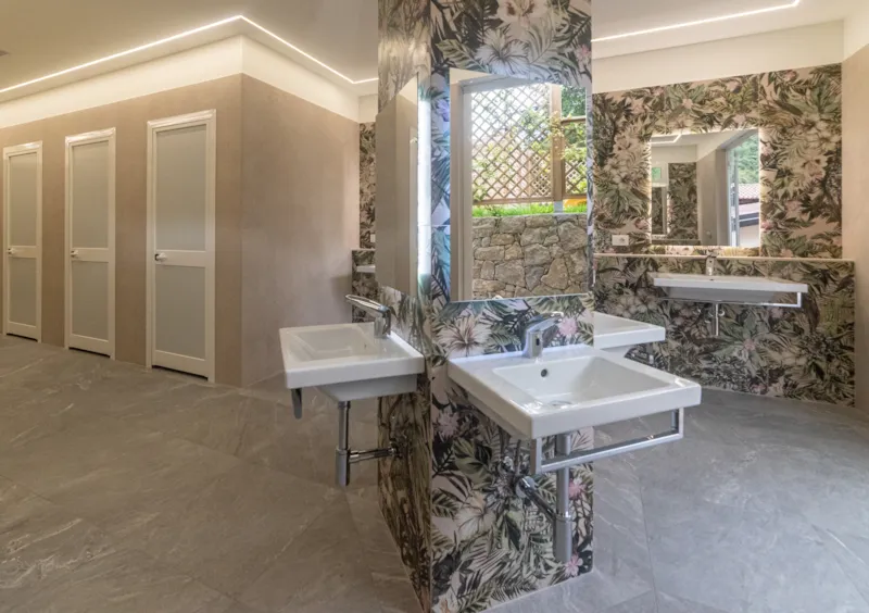 Emplacement Jaune Pour Petites Tentes Et Tentes Moyennes