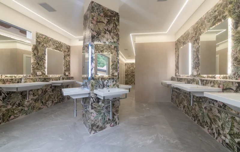 Emplacement Jaune Pour Petites Tentes Et Tentes Moyennes