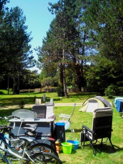 Hiker, cyclist or biker pitch with tent — 7