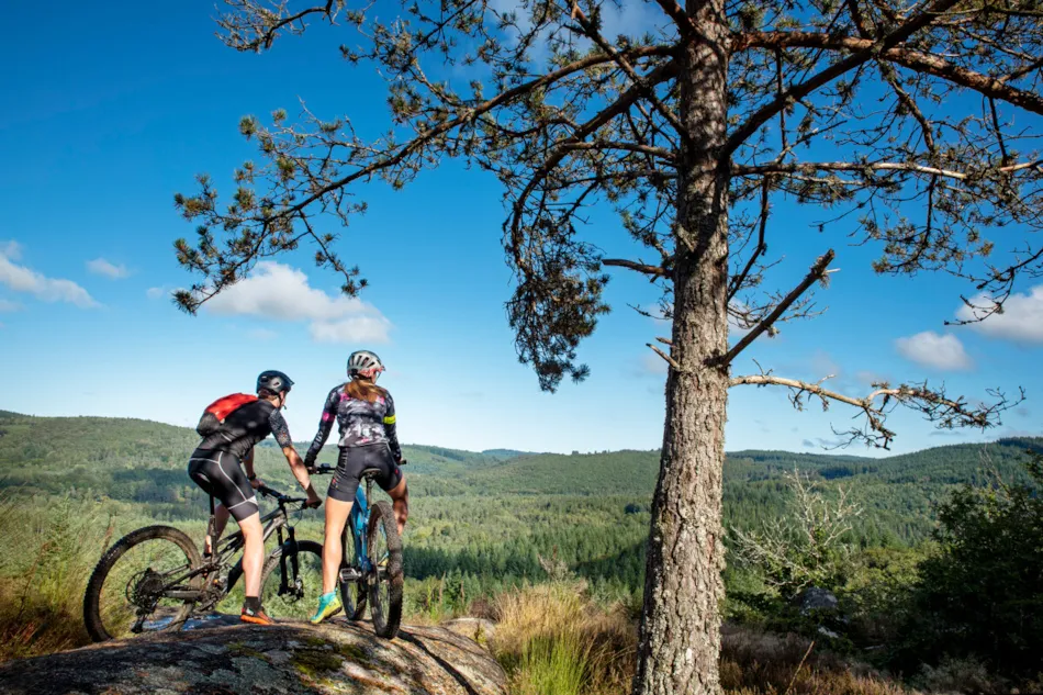 Camping Les Sapins de Correze