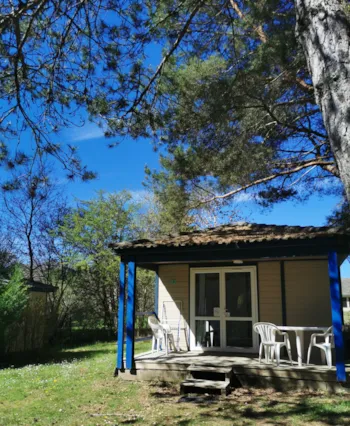 Location - Petit Chalet 31M² - Camping Les Sapins de Correze