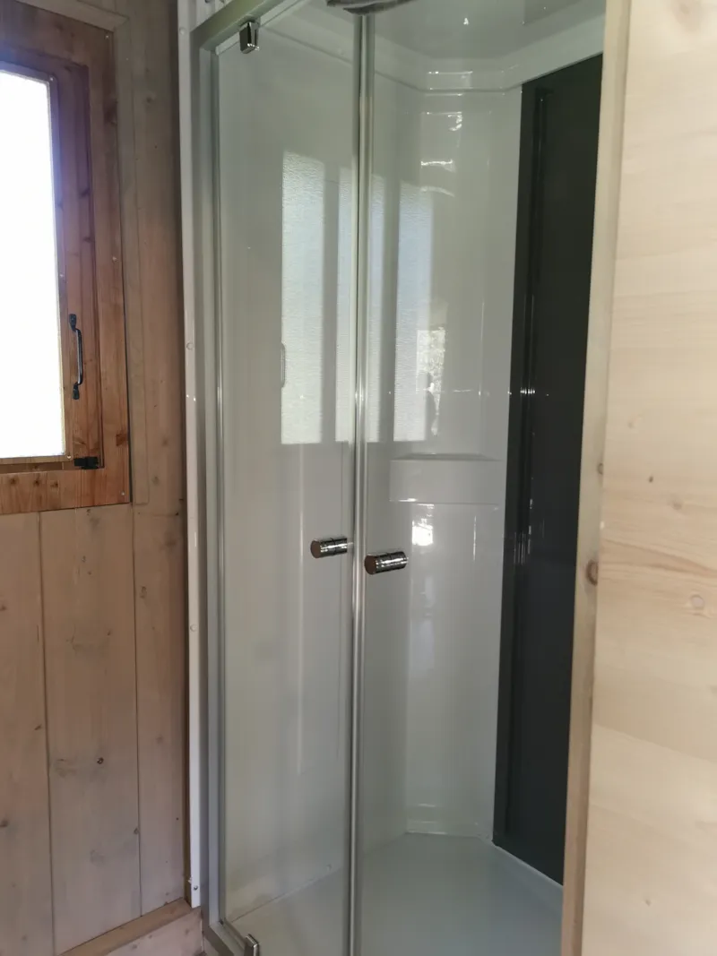 Chalet Bungalow En Bois Sur Pilotis