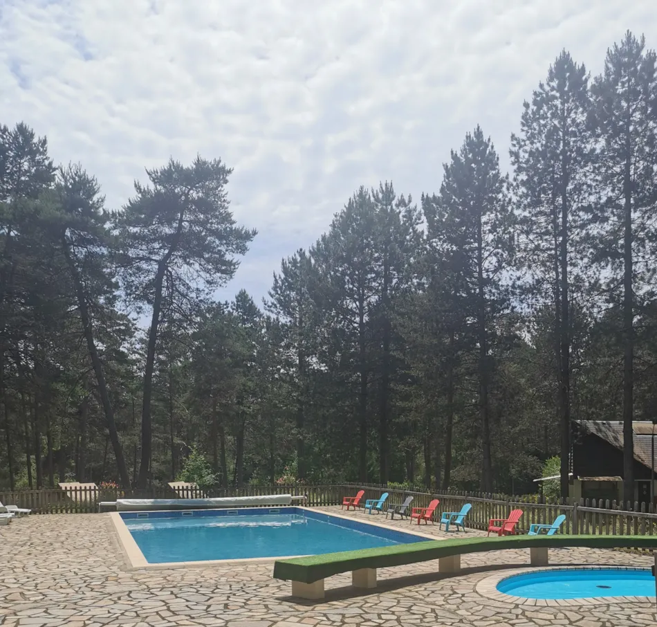Camping Les Sapins de Correze