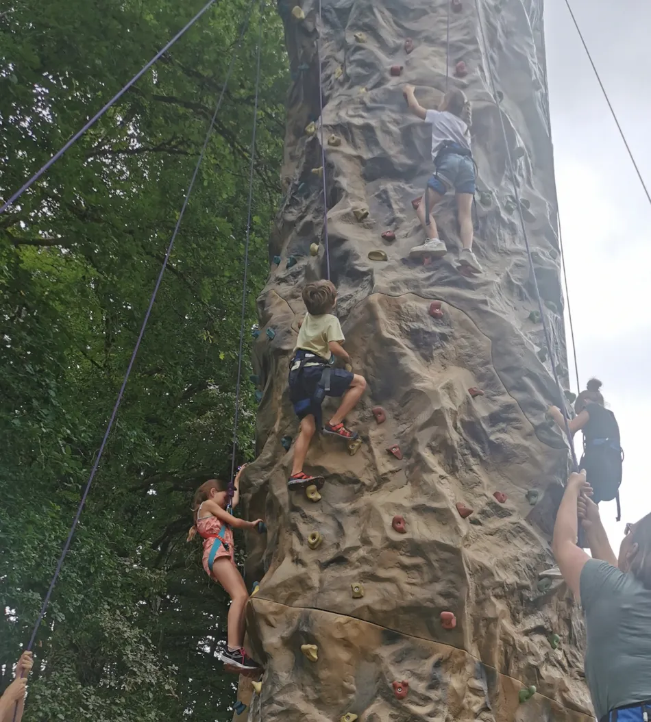 Camping Les Sapins de Correze