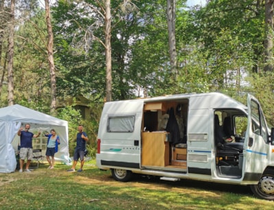 Pitches for car-tents or motorhomes, vans or car-caravans — 3