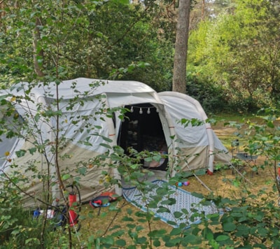 Pitches for car-tents or motorhomes, vans or car-caravans — 6