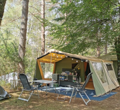 Pitches for car-tents or motorhomes, vans or car-caravans — 9