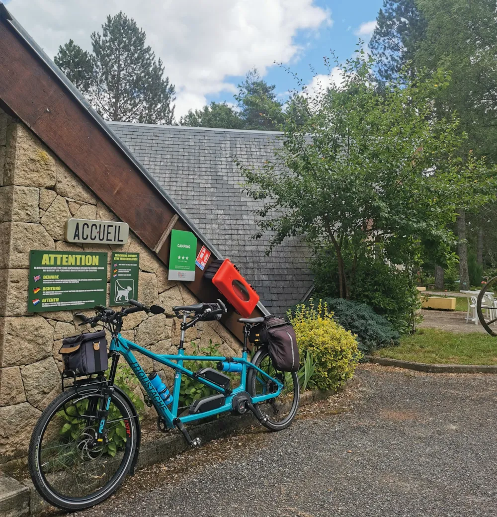 Camping Les Sapins de Correze