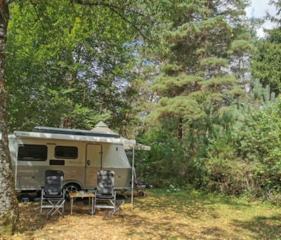 Pitches for car-tents or motorhomes, vans or car-caravans — 2