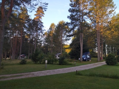 Pitches for car-tents or motorhomes, vans or car-caravans — 5
