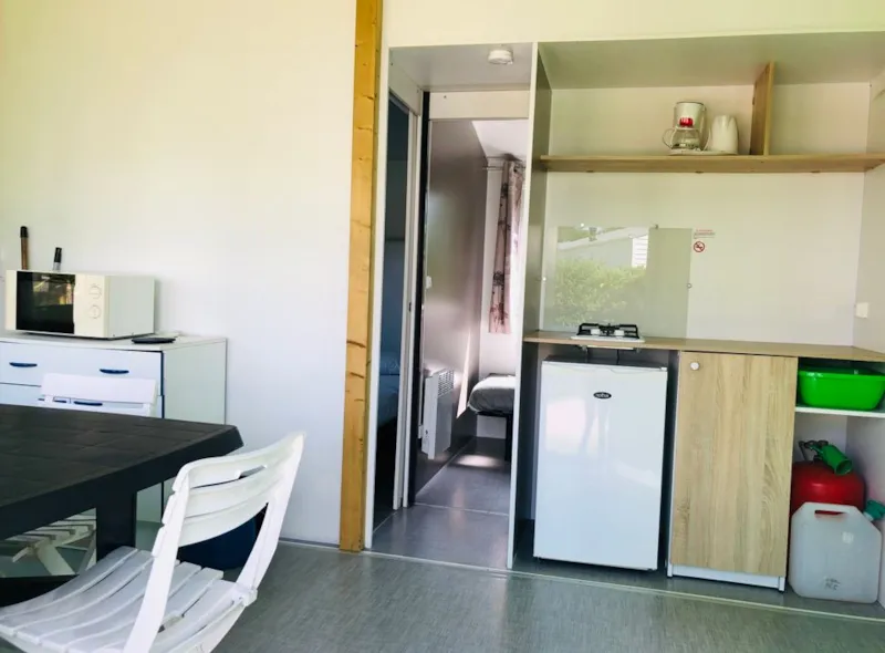 Tithome - 2 Chambres Type Mobilhome - Pièce À Vivre Toilée