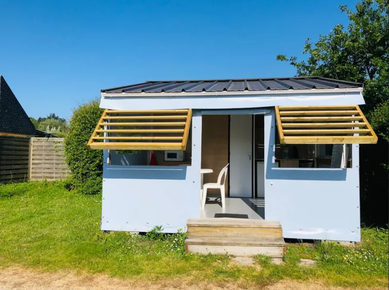 Tithome - 2 Chambres Type Mobilhome - Pièce À Vivre Toilée