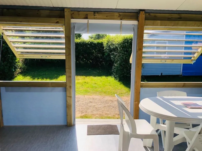 Tithome - 2 Chambres Type Mobilhome - Pièce À Vivre Toilée