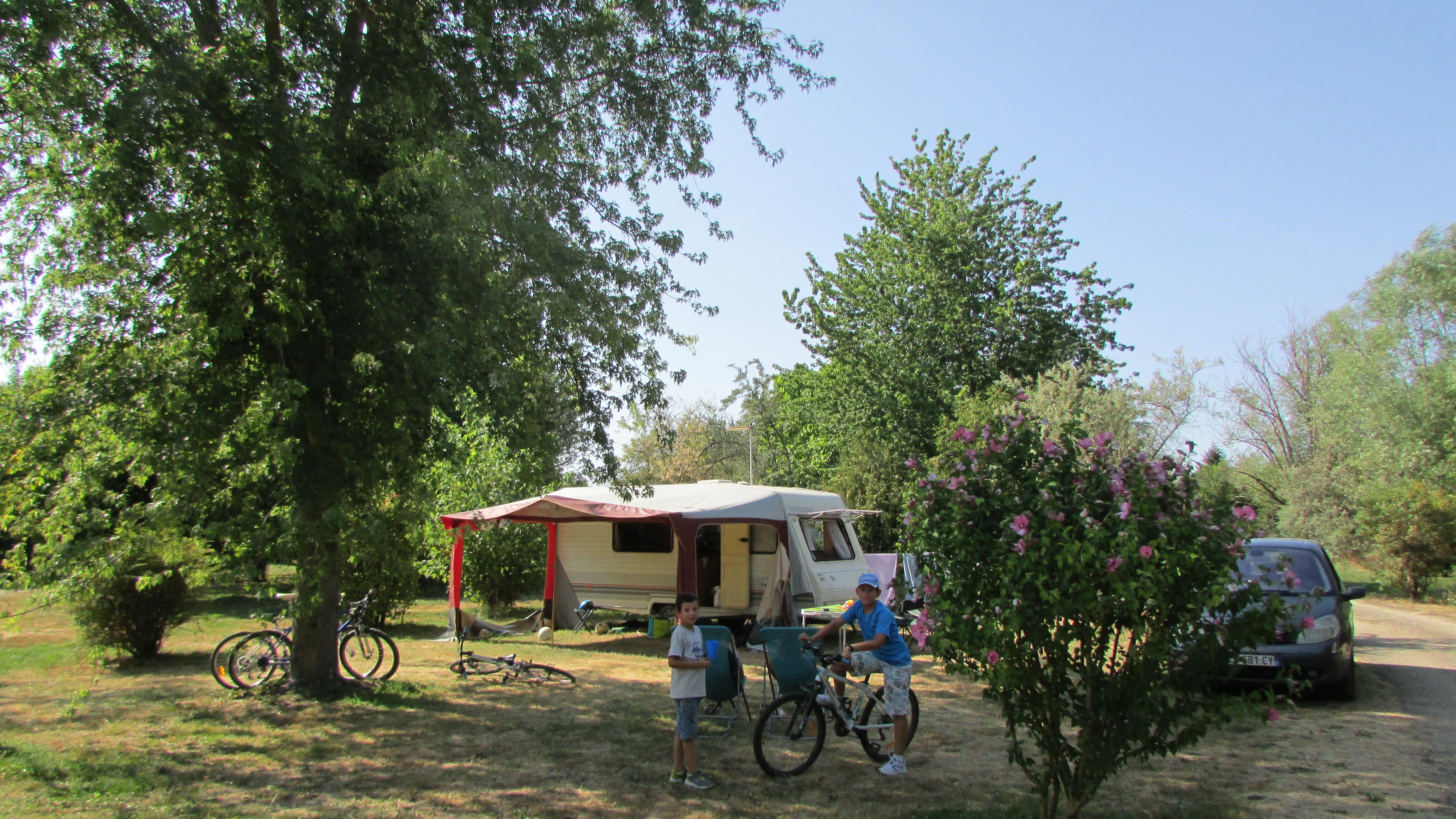 Kampeerplaats - Standplaats Camping - Camping Champ d'Eté