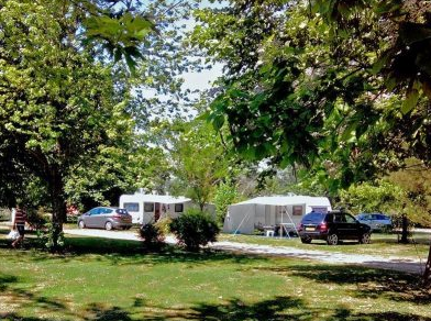 Camping package (pitch, 2 people, 1 vehicle)