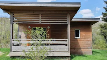 Mietunterkunft - Chalet Confort+ 35 M² (3 Zimmer) Überdachte Terrasse +Fs - Camping Les Vernières