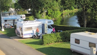 Pitch package (1 vehicle / with electricity)