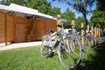 Stellplatz - Wanderplatzpaket /Loire À Vélo - Keine Kraftfahrzeuge - Camping L'Isle Verte